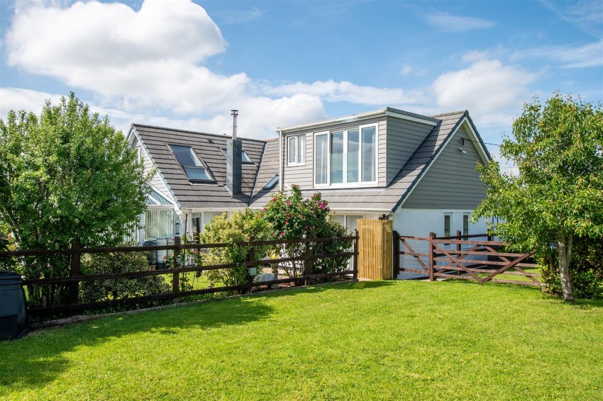 Images for Redfield Hill, Oldland Common, Bristol