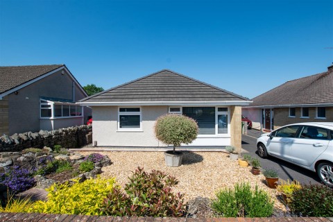 View Full Details for St. Annes Drive, Oldland Common, Bristol