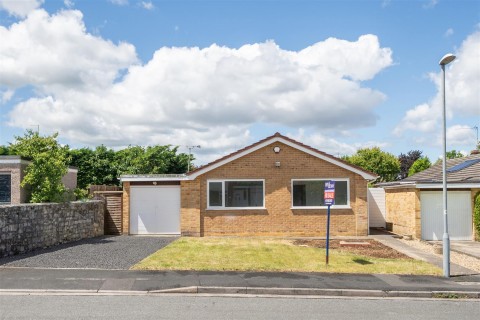 View Full Details for Evenlode Way, Keynsham, Bristol