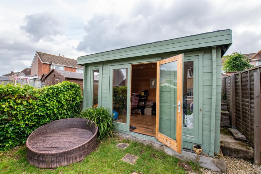 Images for Fairway Close, Oldland Common, Bristol