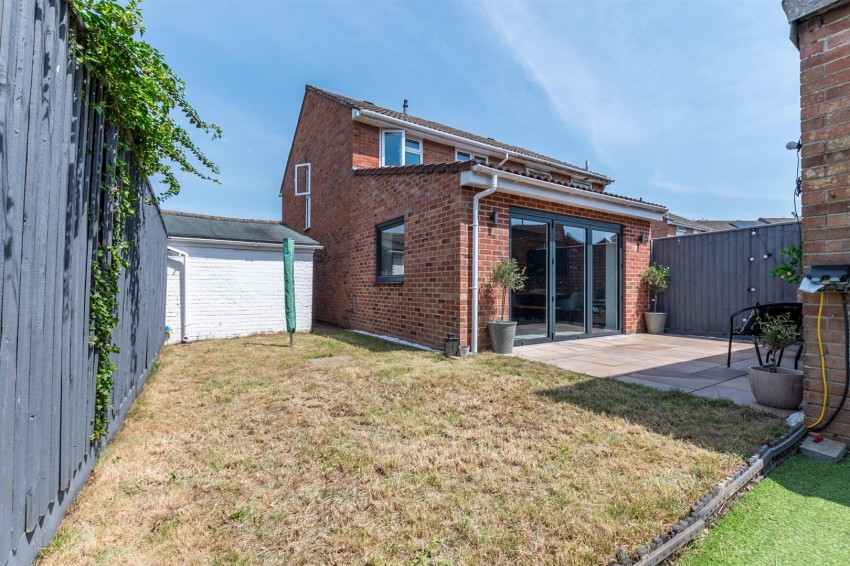 Images for Dunster Gardens, Willsbridge, Bristol