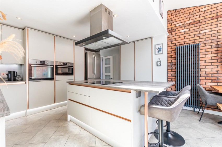 Images for Dunster Gardens, Willsbridge, Bristol