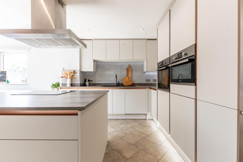 Images for Dunster Gardens, Willsbridge, Bristol