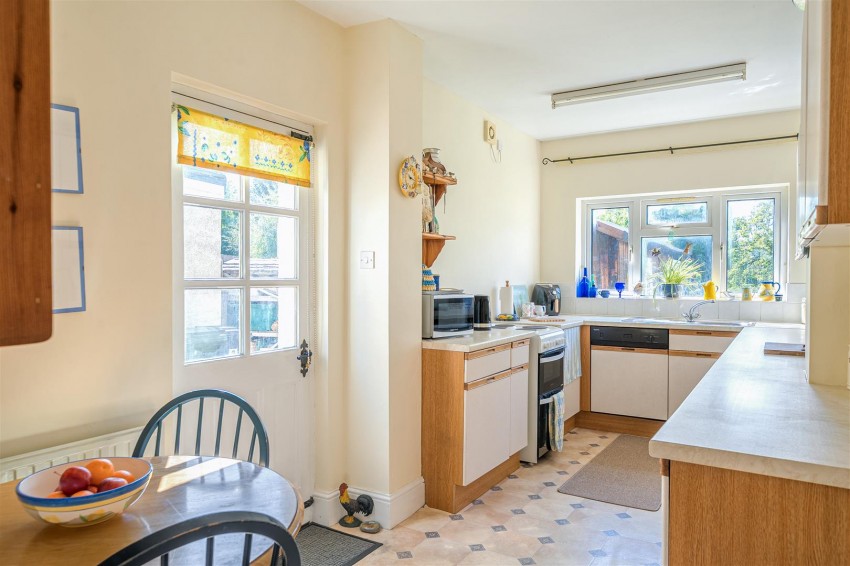 Images for Church Avenue, Warmley, Bristol