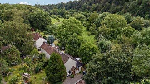 View Full Details for Hencliffe Wood, Hanham, Bristol