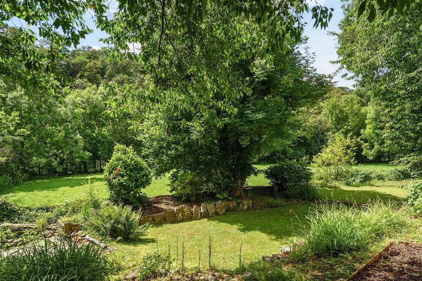Images for Hencliffe Wood, Hanham, Bristol