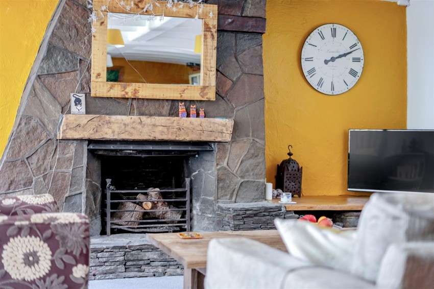 Images for Hencliffe Wood, Hanham, Bristol