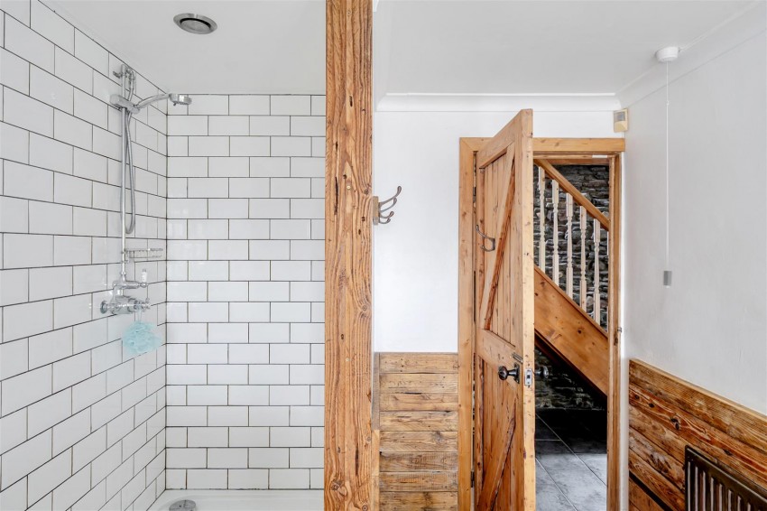 Images for Hencliffe Wood, Hanham, Bristol