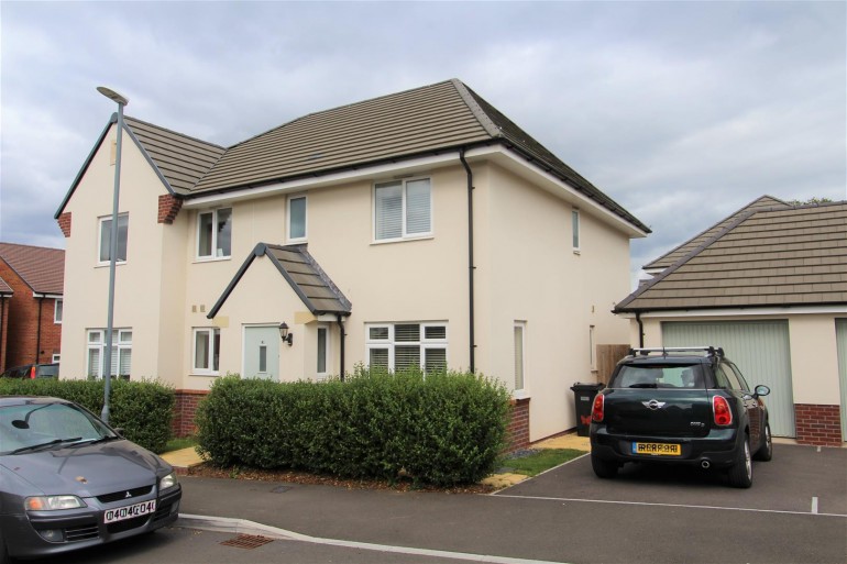 Augustus Avenue, Keynsham, Bristol