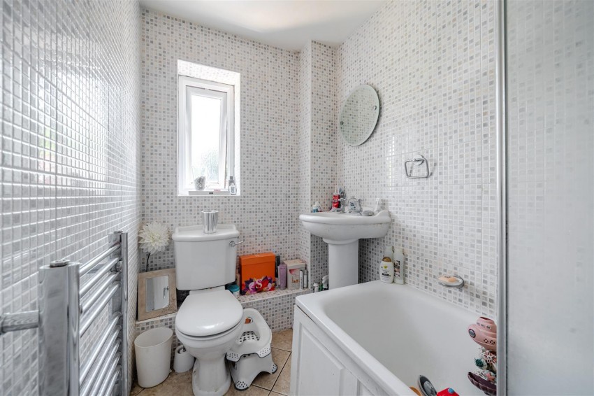 Images for Hoylake Drive, Warmley, Bristol