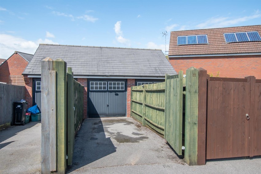 Images for Jubilee Close, Midsomer Norton, Radstock