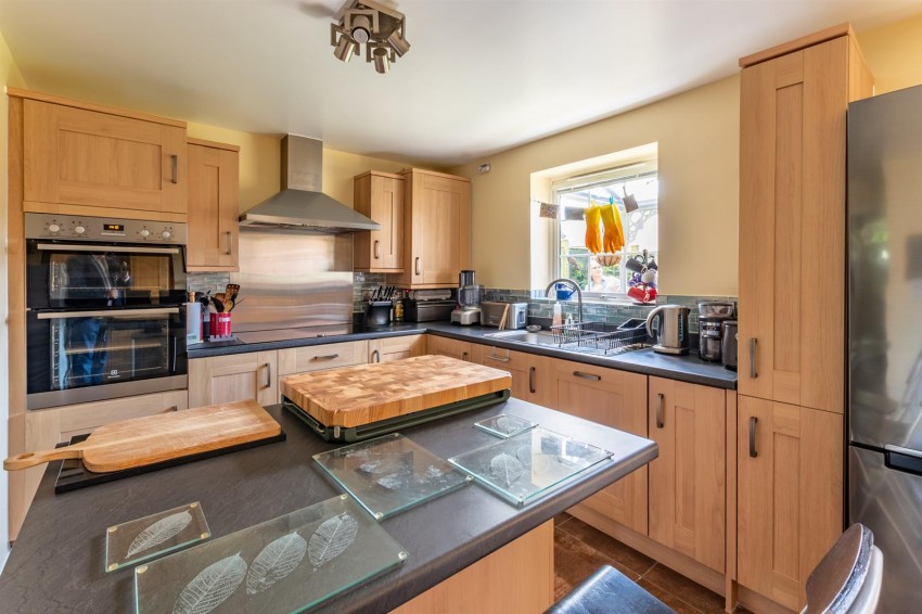 Images for Jubilee Close, Midsomer Norton, Radstock