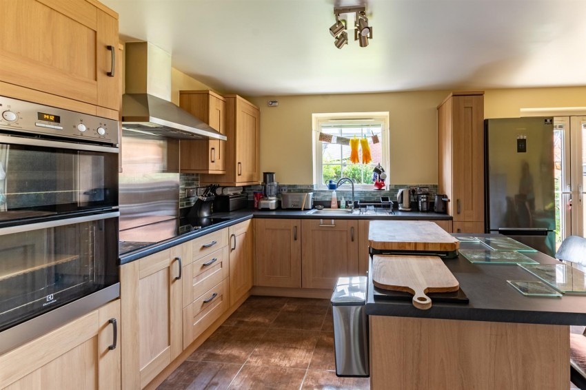 Images for Jubilee Close, Midsomer Norton, Radstock