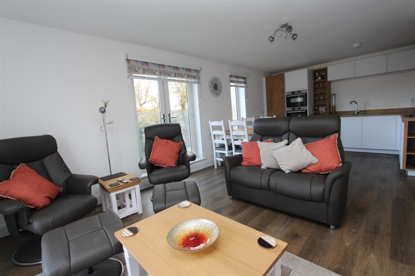 Images for 9 Fairfield Way, Bath Road, Keynsham, Bristol
