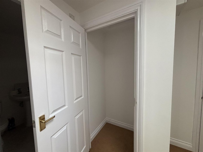 Images for First Floor Flat, 37C High Street, Keynsham, Bristol