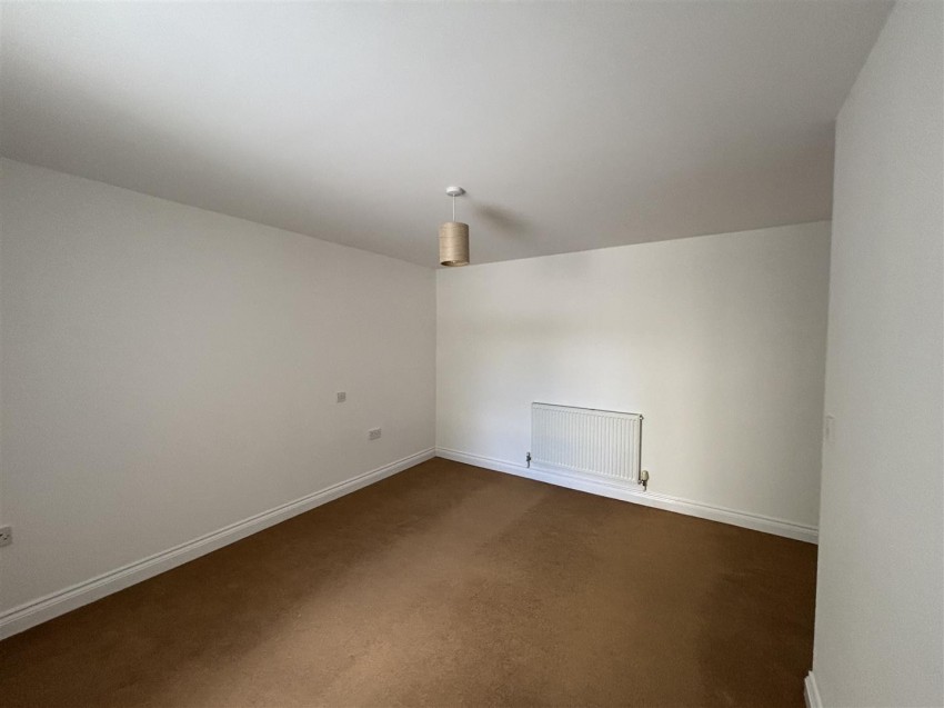 Images for First Floor Flat, 37C High Street, Keynsham, Bristol