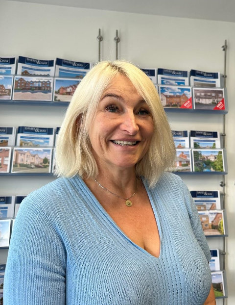 Justina Clarke, Viewings Consultant