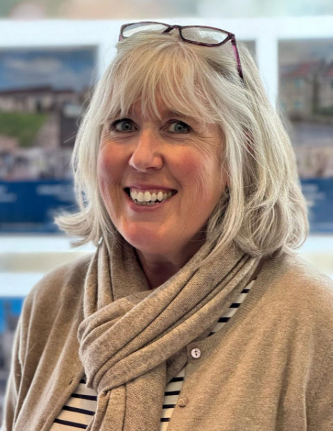 Sharon Williams, Viewings Consultant
